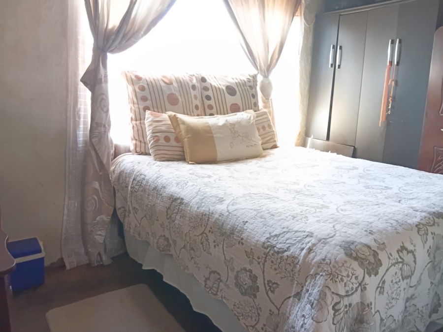 2 Bedroom Property for Sale in Lethlabile North West